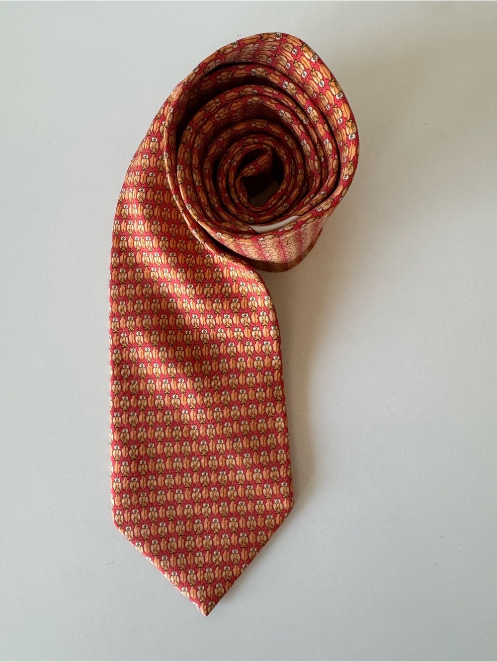 Salvatore Ferragamo Men's Classic Orange and Red Owl Patterned Tie